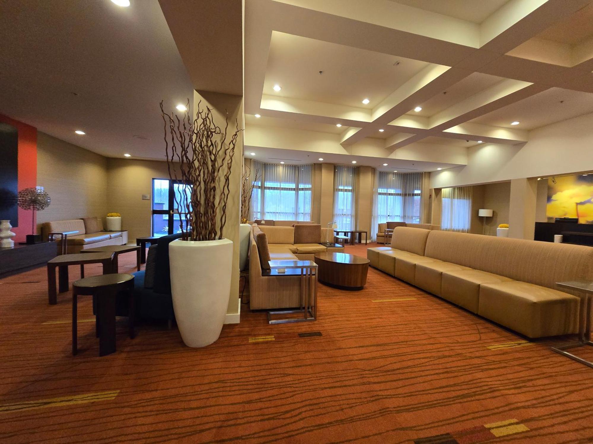 Country Inn & Suites By Radisson, Convention Center Altoona Ngoại thất bức ảnh